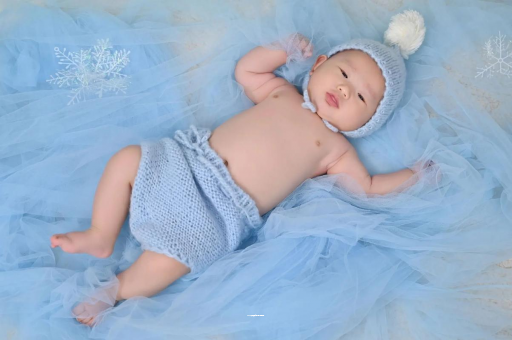 汶上两个月的宝宝